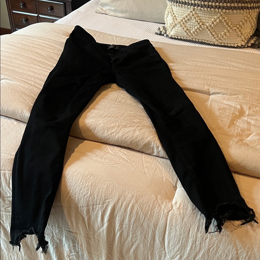 Abercrombie & Fitch Black raw hem Jeans